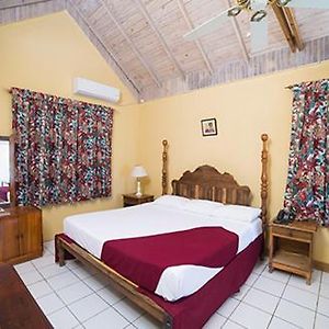 Deluxe Zimmer mit Kingsize-Bett